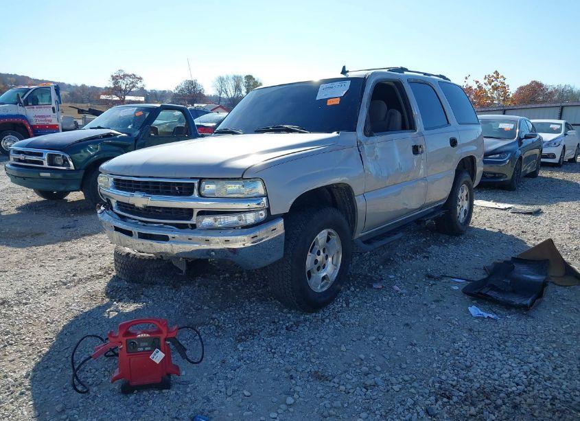 Photo 2 of 2006 Chevrolet Tahoe LS (VIN 1GNEC13Z96R151234)