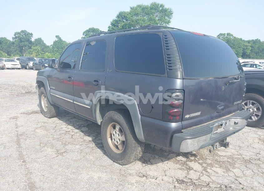 Photo 3 of 2002 Chevrolet Tahoe LT (VIN 1GNEC13ZX2R273935)