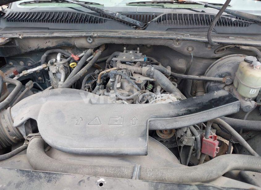 Photo 10 of 2002 Chevrolet Tahoe LT (VIN 1GNEC13ZX2R279380)