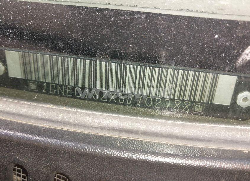 Photo 9 of 2003 Chevrolet Tahoe LT (VIN 1GNEC13ZX3J102988)