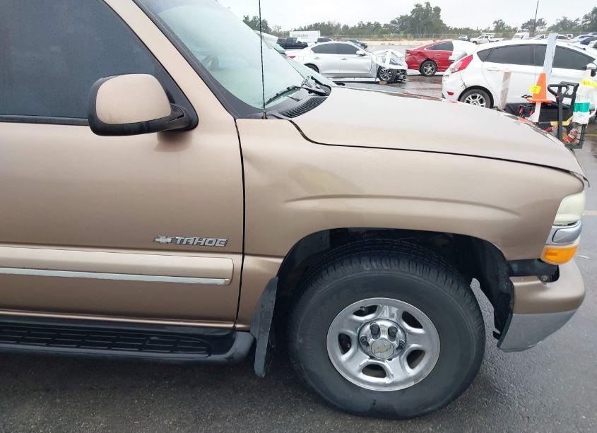Photo 18 of 2003 Chevrolet Tahoe LT (VIN 1GNEC13ZX3R152257)