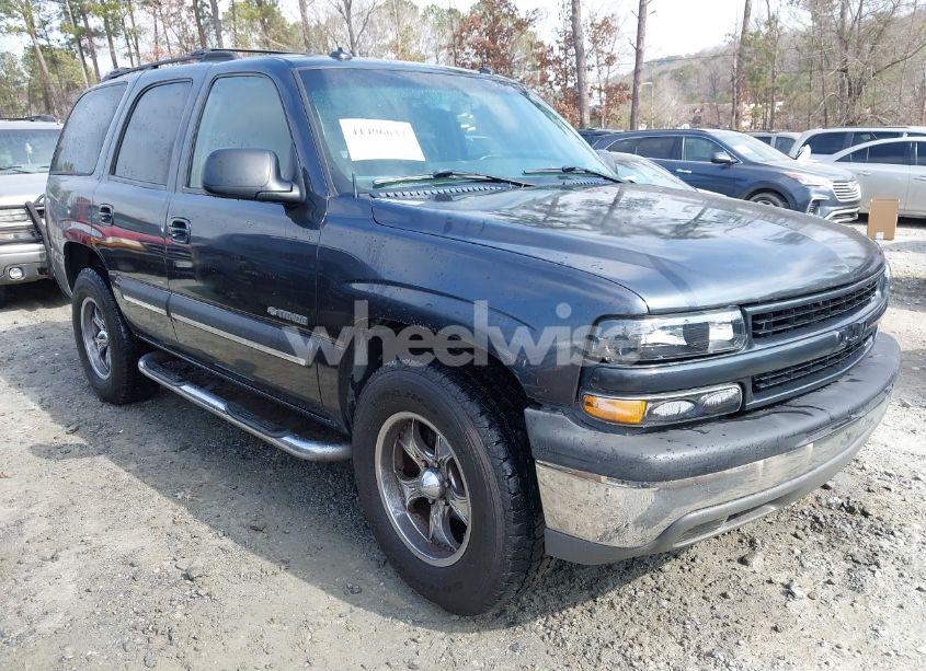 2003 Chevrolet Tahoe LT (VIN 1GNEC13ZX3R209167) main photo