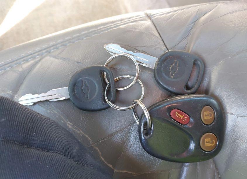 Photo 11 of 2003 Chevrolet Tahoe LT (VIN 1GNEC13ZX3R266890)