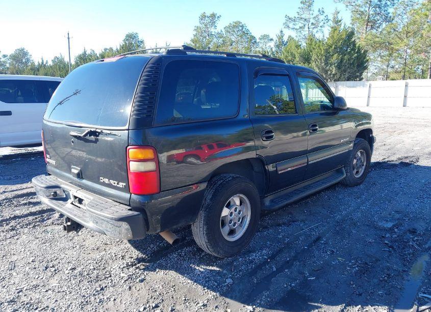 Photo 4 of 2003 Chevrolet Tahoe LT (VIN 1GNEC13ZX3R266890)