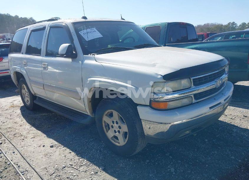 2004 Chevrolet Tahoe LT (VIN 1GNEC13ZX4J295726) main photo