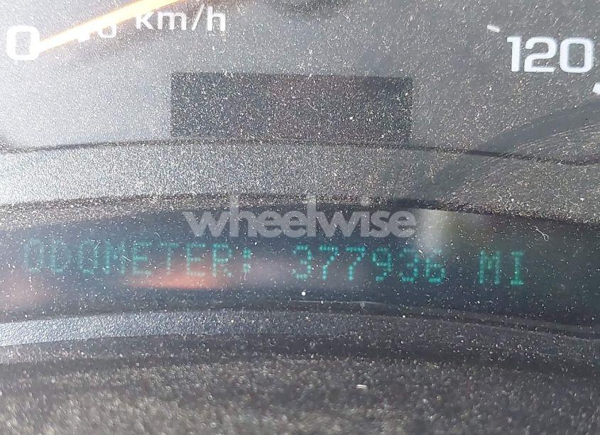 Photo 7 of 2004 Chevrolet Tahoe LT (VIN 1GNEC13ZX4J295726)