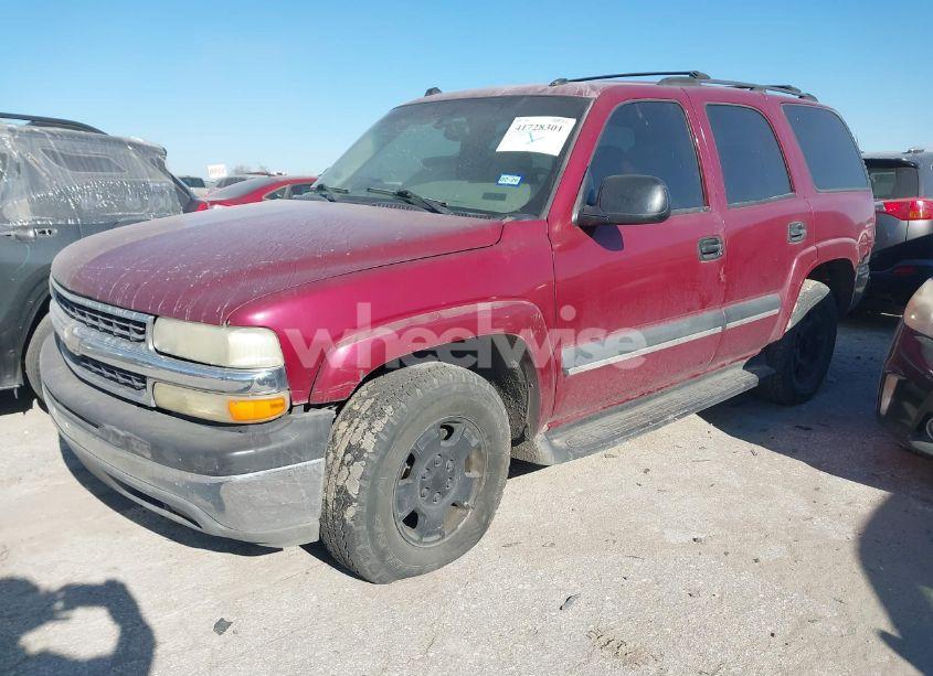 Photo 2 of 2004 Chevrolet Tahoe LS (VIN 1GNEC13ZX4R166600)
