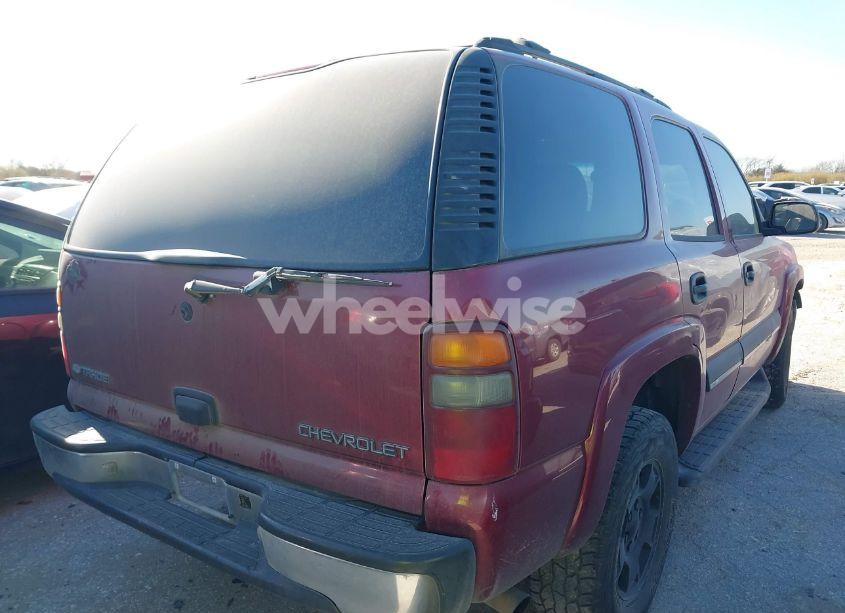 Photo 4 of 2004 Chevrolet Tahoe LS (VIN 1GNEC13ZX4R166600)