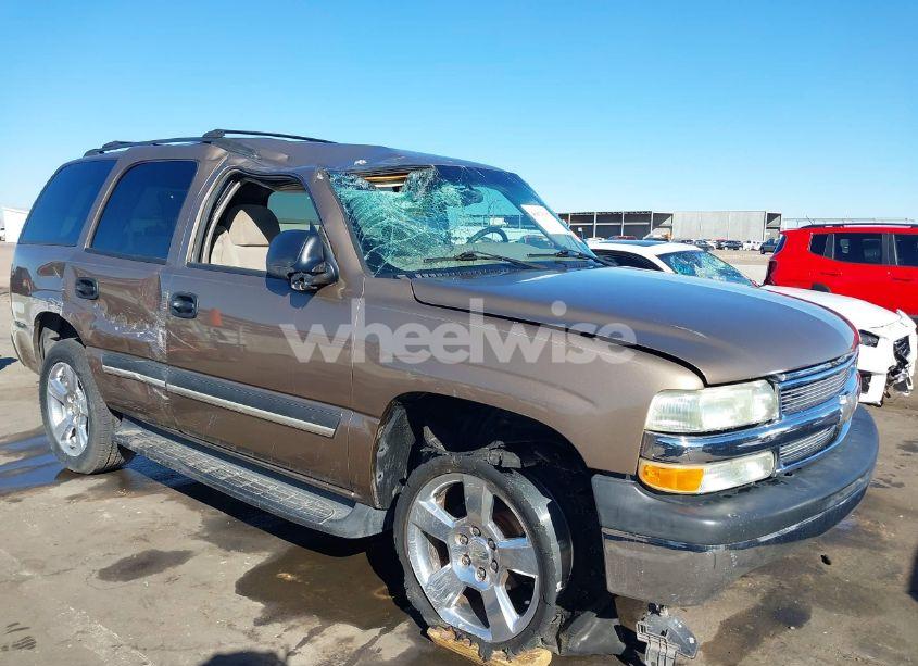 Photo 6 of 2004 Chevrolet Tahoe LS (VIN 1GNEC13ZX4R235169)