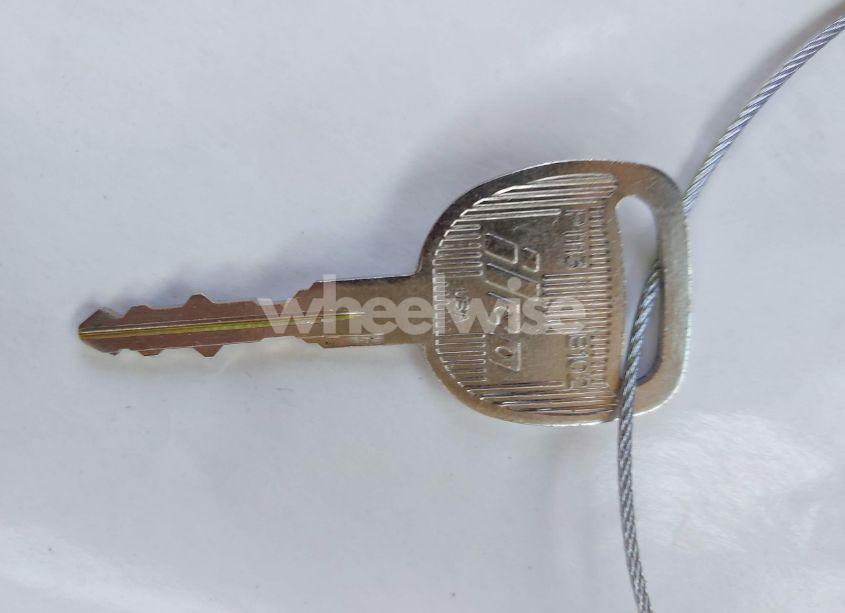 Photo 11 of 2004 Chevrolet Tahoe LT (VIN 1GNEC13ZX4R235320)