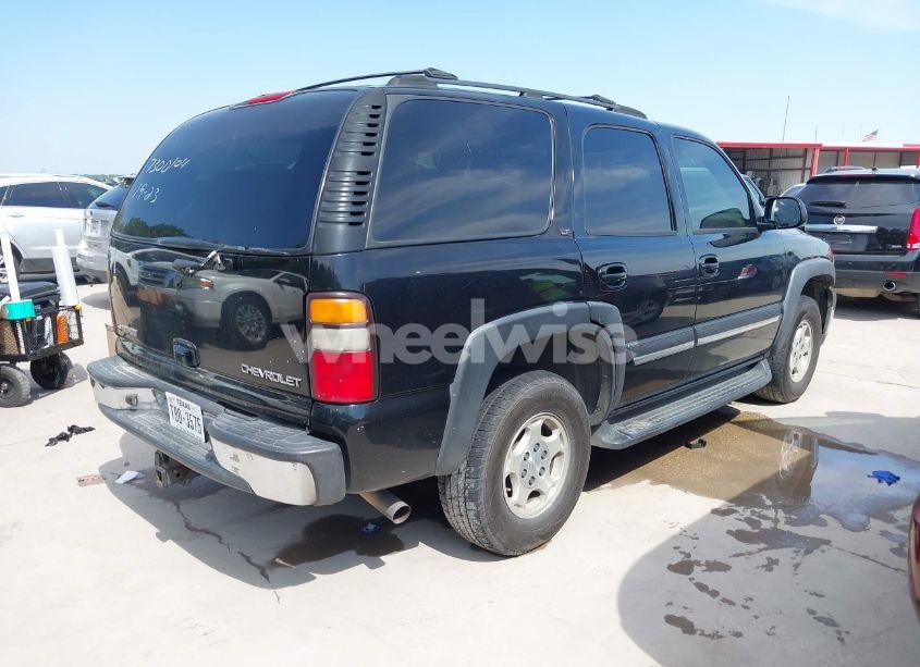 Photo 4 of 2004 Chevrolet Tahoe LT (VIN 1GNEC13ZX4R235320)