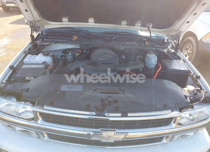 Photo 10 of 2004 Chevrolet Tahoe LT (VIN 1GNEC13ZX4R236886)