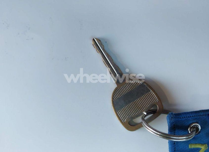 Photo 11 of 2004 Chevrolet Tahoe LT (VIN 1GNEC13ZX4R236886)