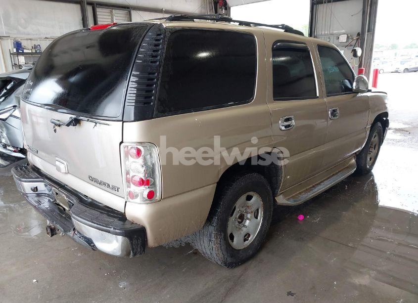 Photo 4 of 2006 Chevrolet Tahoe LS (VIN 1GNEC13ZX6J138197)