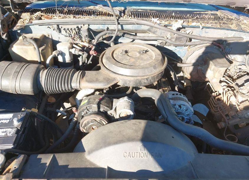 Photo 10 of 1992 Chevrolet Suburban C1500 (VIN 1GNEC16K4NJ354351)