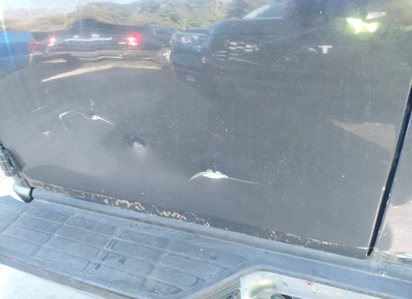 Photo 17 of 1992 Chevrolet Suburban C1500 (VIN 1GNEC16K4NJ354351)