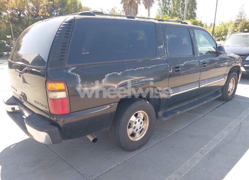 Photo 4 of 2002 Chevrolet Suburban 1500 LT (VIN 1GNEC16T02J249102)