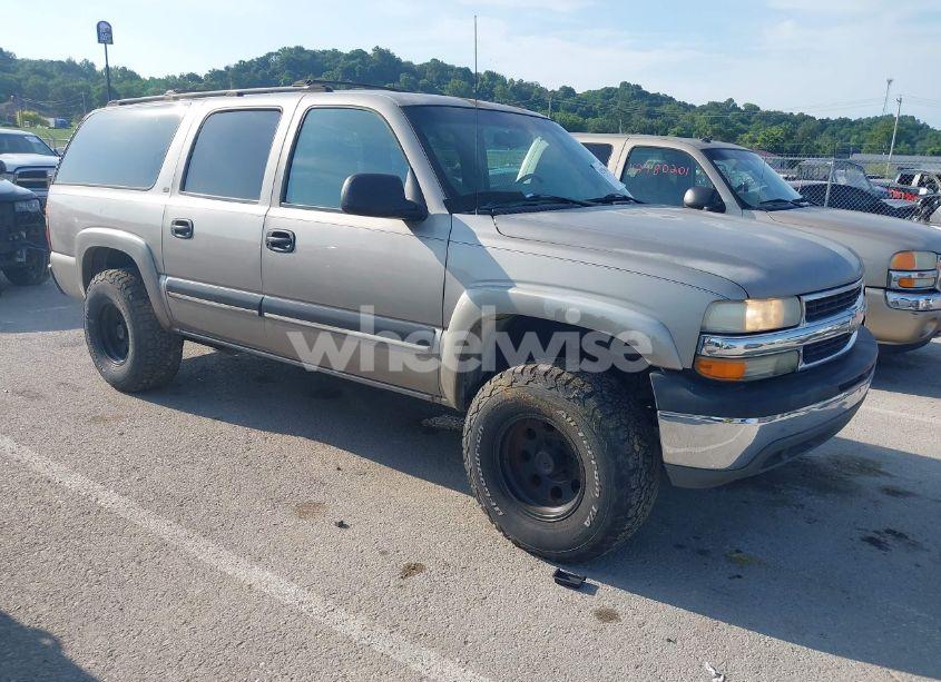 2001 Chevrolet Suburban 1500 LS (VIN 1GNEC16T31J212804) main photo