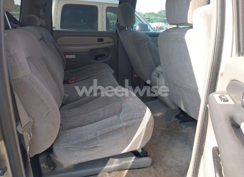 Photo 8 of 2001 Chevrolet Suburban 1500 LS (VIN 1GNEC16T31J212804)