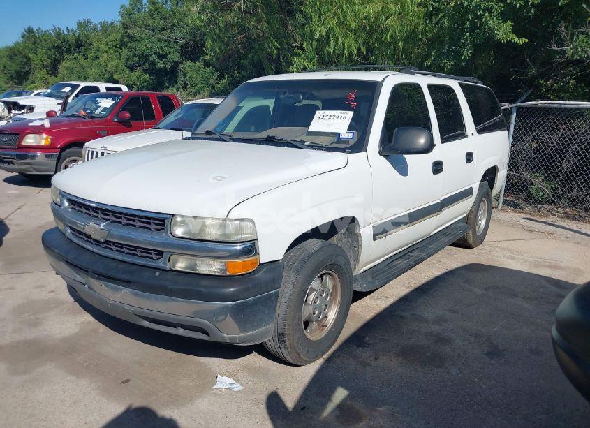 Photo 2 of 2001 Chevrolet Suburban 1500 LS (VIN 1GNEC16T31J217534)