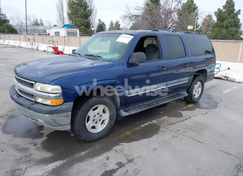 Photo 2 of 2002 Chevrolet Suburban 1500 LS (VIN 1GNEC16T72J325186)