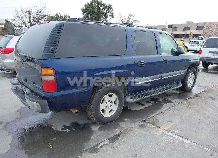 Photo 4 of 2002 Chevrolet Suburban 1500 LS (VIN 1GNEC16T72J325186)