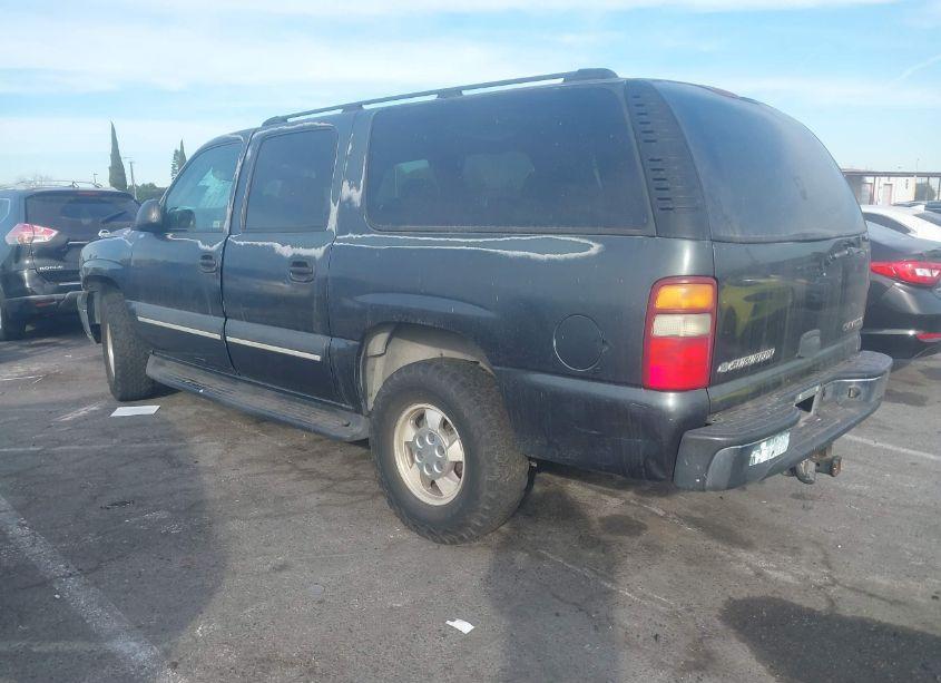 Photo 3 of 2003 Chevrolet Suburban 1500 LS (VIN 1GNEC16T73J264343)