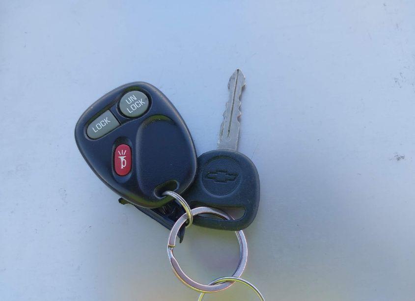 Photo 11 of 2002 Chevrolet Suburban 1500 LT (VIN 1GNEC16T82J282008)