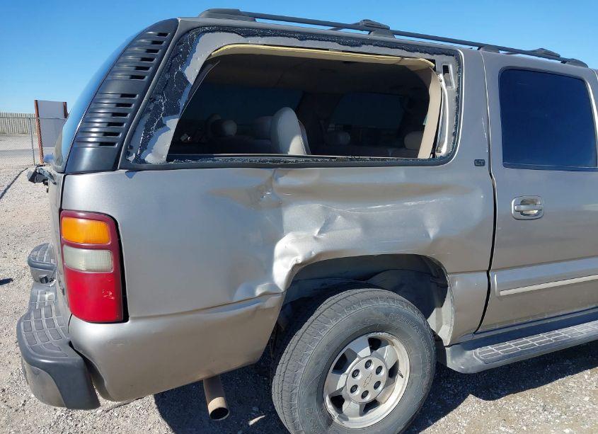 Photo 13 of 2002 Chevrolet Suburban 1500 LT (VIN 1GNEC16T82J282008)