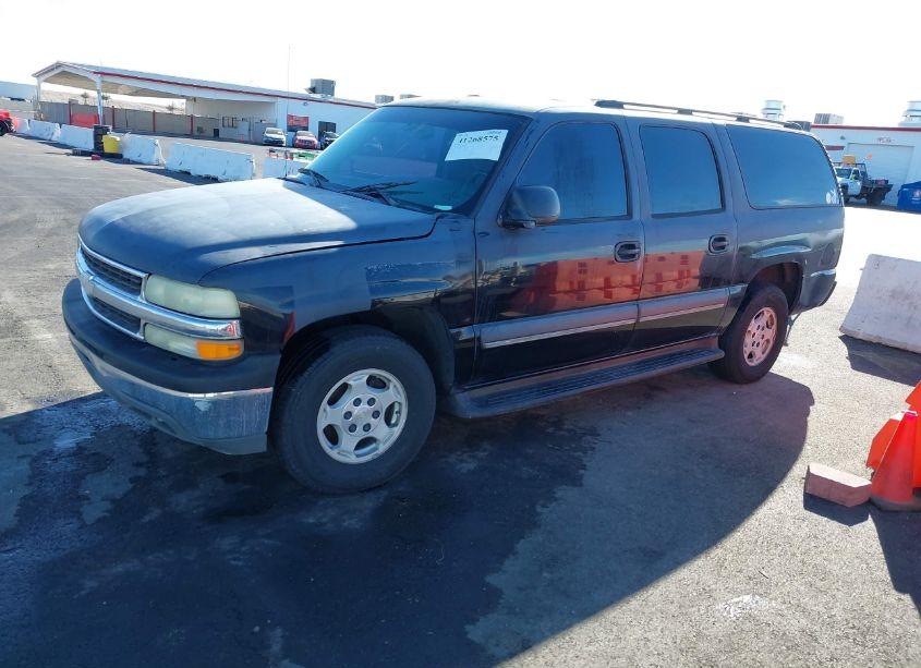Photo 2 of 2004 Chevrolet Suburban 1500 LS (VIN 1GNEC16TX4J127043)