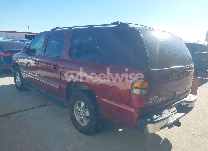 Photo 3 of 2002 Chevrolet Suburban 1500 LT (VIN 1GNEC16Z02J229078)