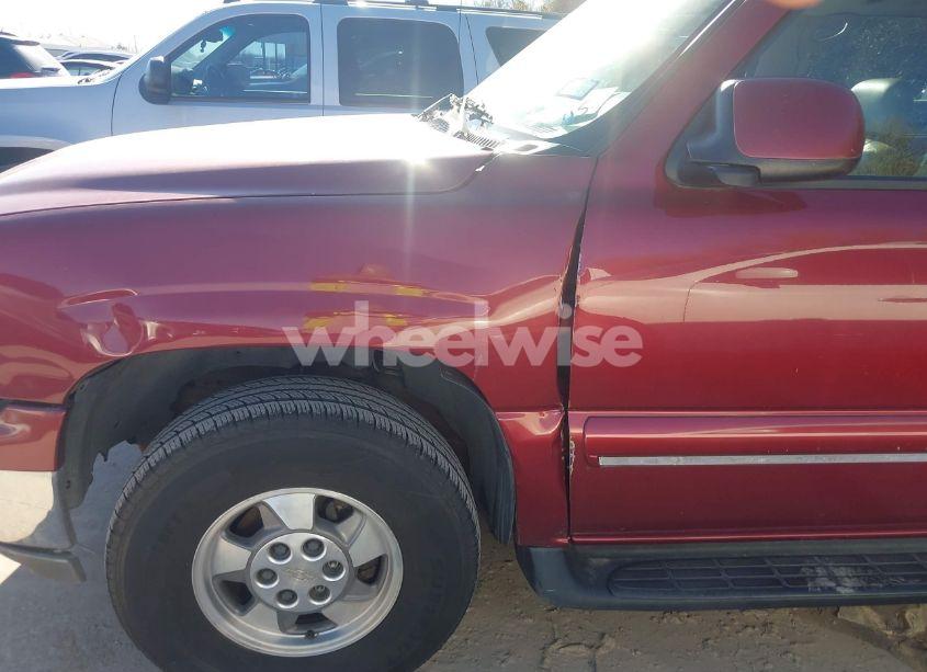 Photo 6 of 2002 Chevrolet Suburban 1500 LT (VIN 1GNEC16Z02J229078)