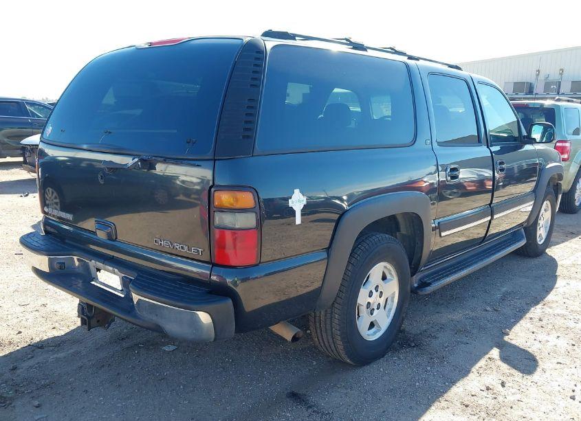 Photo 4 of 2005 Chevrolet Suburban 1500 LT (VIN 1GNEC16Z05R153125)