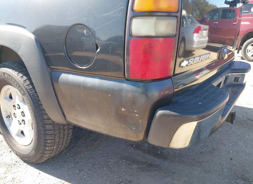 Photo 6 of 2005 Chevrolet Suburban 1500 LT (VIN 1GNEC16Z05R153125)