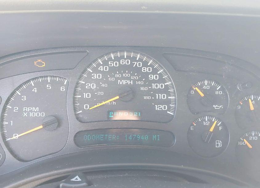 Photo 7 of 2005 Chevrolet Suburban 1500 LT (VIN 1GNEC16Z05R153125)