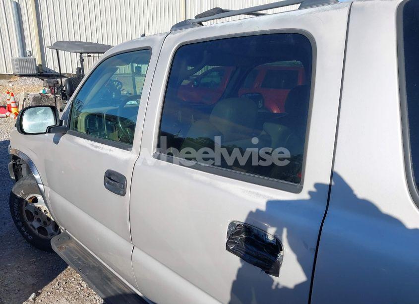 Photo 14 of 2006 Chevrolet Suburban 1500 LS (VIN 1GNEC16Z06J110811)