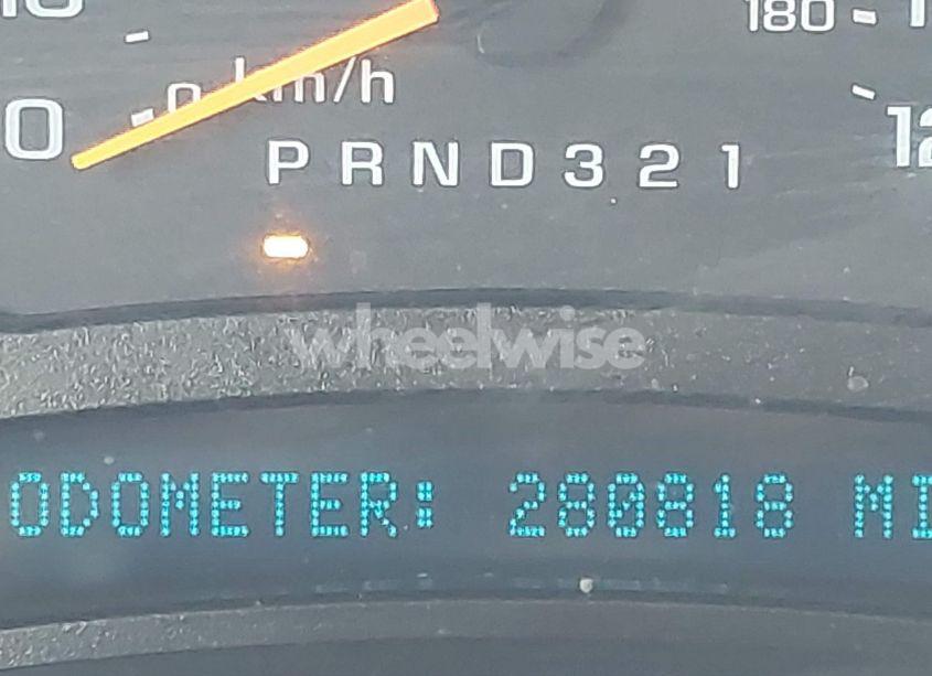 Photo 15 of 2006 Chevrolet Suburban 1500 LS (VIN 1GNEC16Z06J110811)