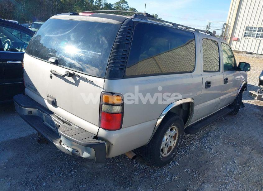 Photo 4 of 2006 Chevrolet Suburban 1500 LS (VIN 1GNEC16Z06J110811)