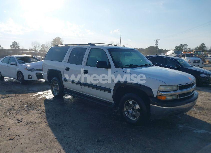 2002 Chevrolet Suburban 1500 LS (VIN 1GNEC16Z12J190324) main photo
