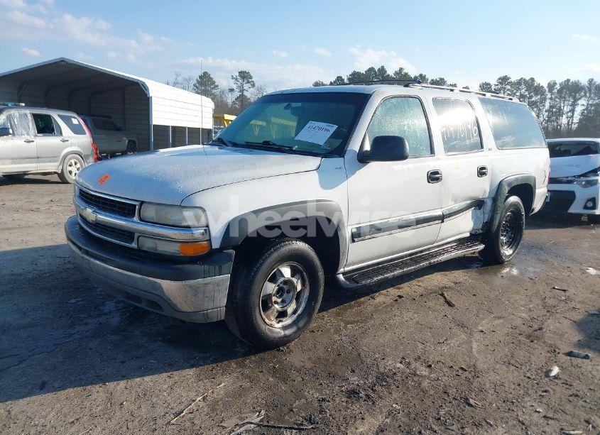 Photo 2 of 2002 Chevrolet Suburban 1500 LS (VIN 1GNEC16Z12J190324)