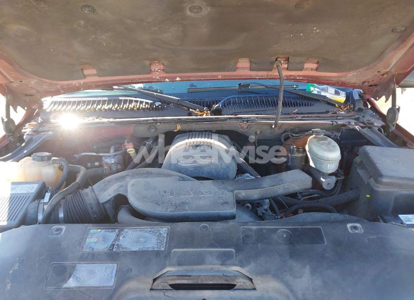 Photo 10 of 2003 Chevrolet Suburban 1500 LS (VIN 1GNEC16Z13J104320)