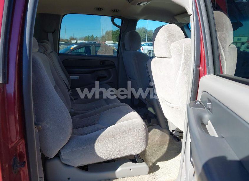 Photo 8 of 2003 Chevrolet Suburban 1500 LS (VIN 1GNEC16Z13J104320)