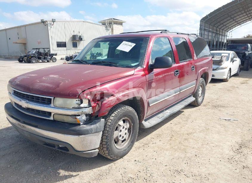 Photo 2 of 2003 Chevrolet Suburban 1500 LS (VIN 1GNEC16Z13J247753)