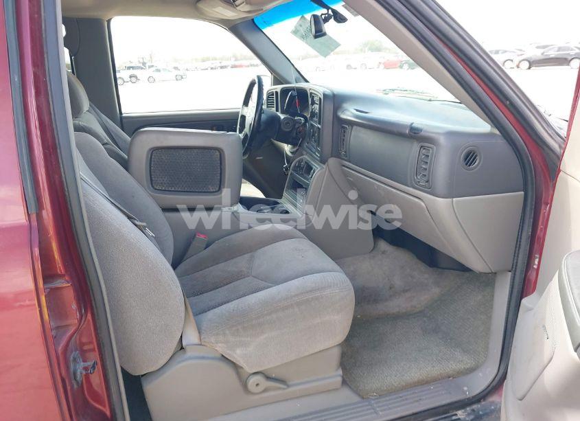 Photo 5 of 2003 Chevrolet Suburban 1500 LS (VIN 1GNEC16Z13J247753)