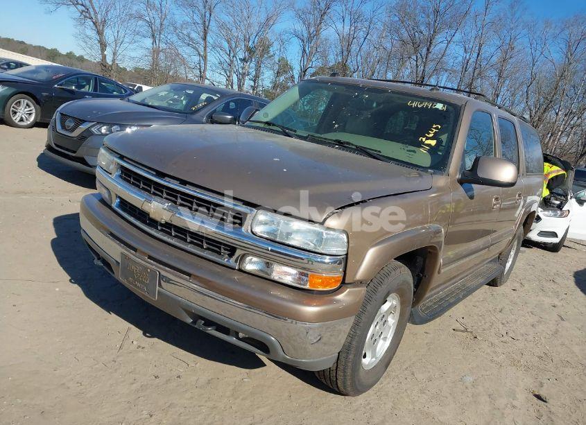Photo 2 of 2004 Chevrolet Suburban 1500 LT (VIN 1GNEC16Z14J112645)