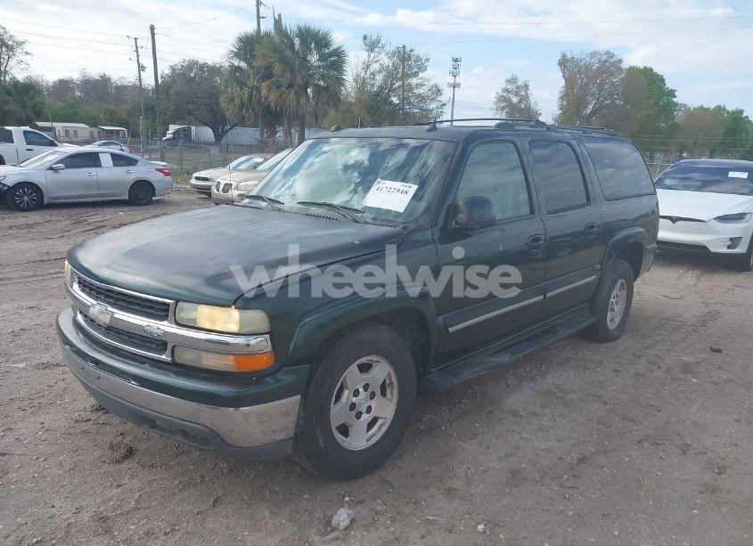 Photo 2 of 2004 Chevrolet Suburban 1500 LT (VIN 1GNEC16Z14J224460)