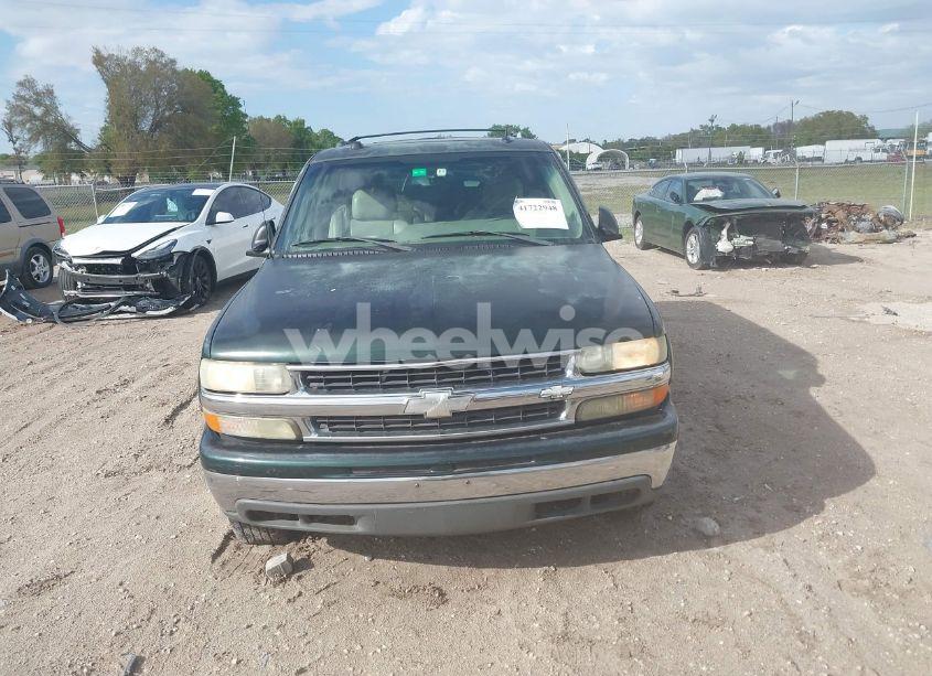 Photo 6 of 2004 Chevrolet Suburban 1500 LT (VIN 1GNEC16Z14J224460)