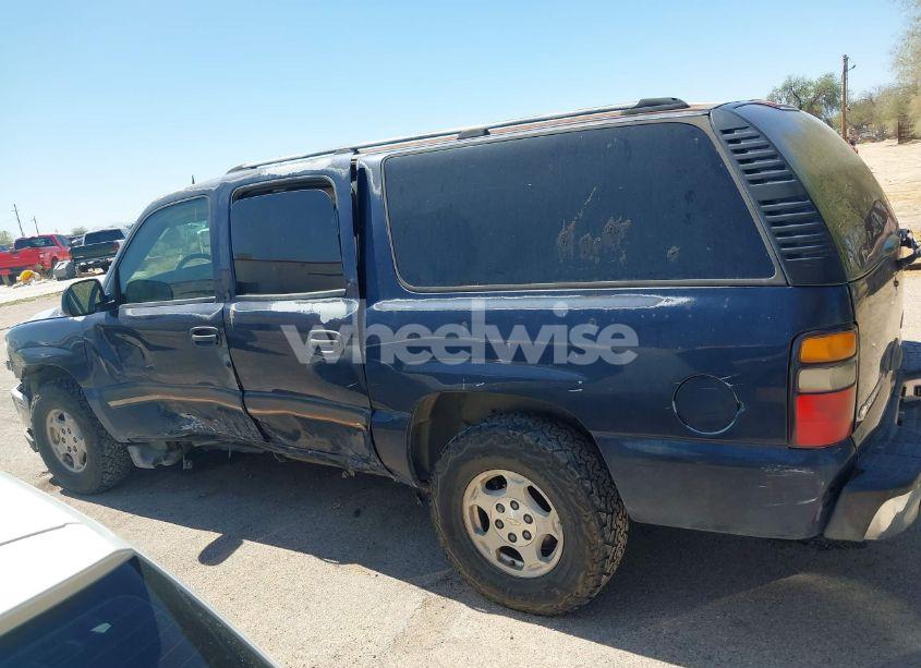 Photo 14 of 2005 Chevrolet Suburban 1500 LS (VIN 1GNEC16Z15J211046)