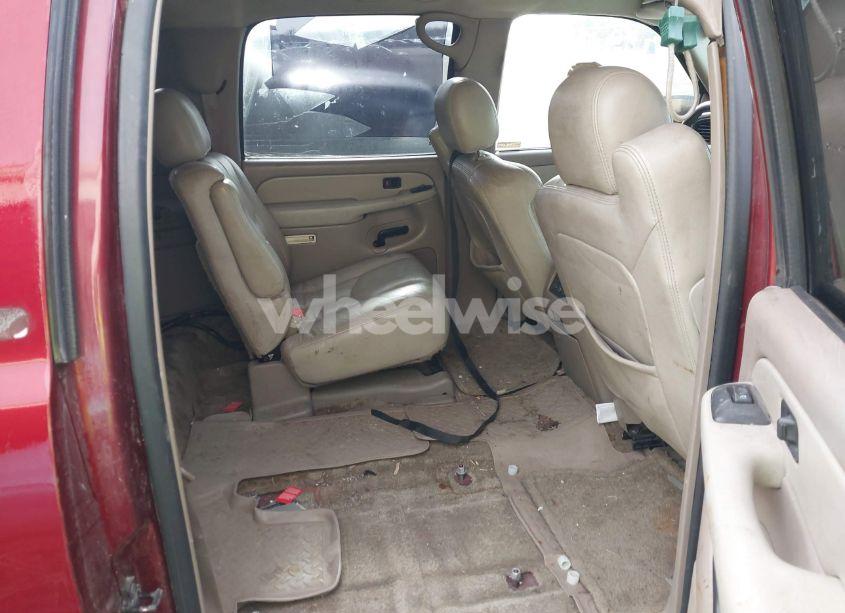 Photo 8 of 2003 Chevrolet Suburban 1500 LT (VIN 1GNEC16Z23J176501)