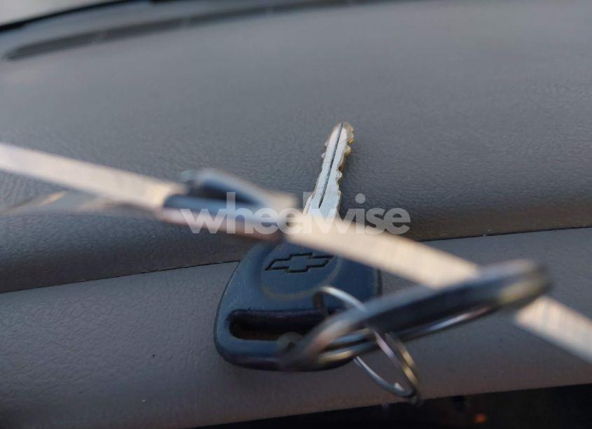 Photo 11 of 2002 Chevrolet Suburban 1500 LT (VIN 1GNEC16Z32J237983)